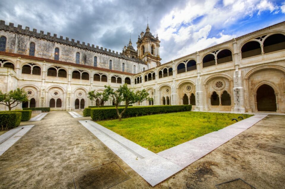 alcobaca_monastery_nazare_obidos_tours