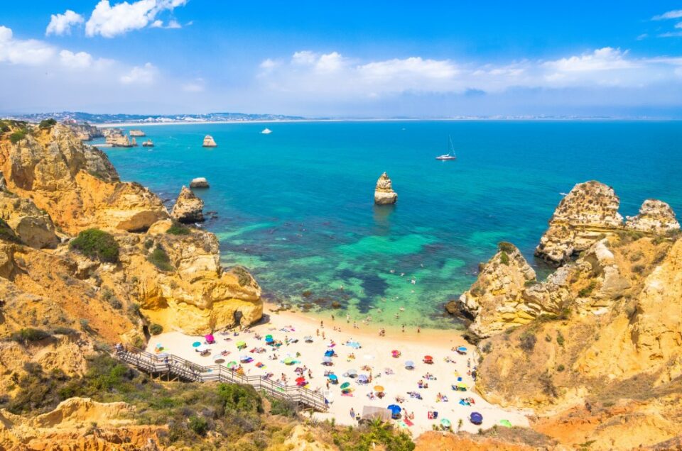 Luxury Transfers from Lisbon to Pine Cliffs Resort – Travel in Style and Comfort