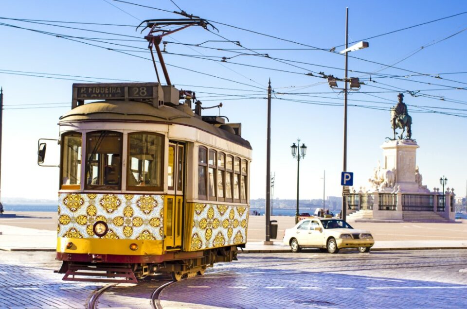 Private Tram Rental in Lisbon – A Unique Journey Through Lisbon