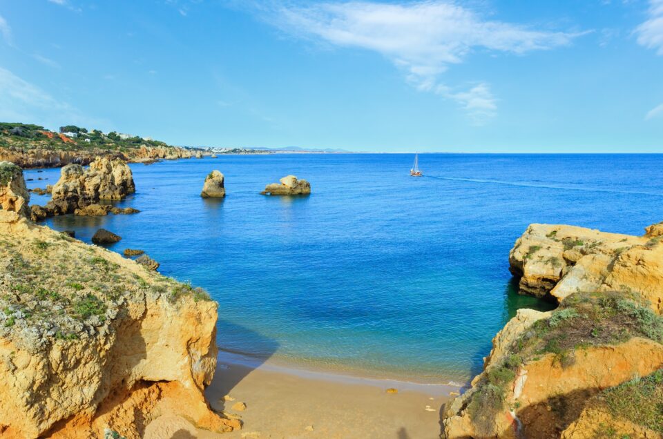 Hidden Coastal Villages in Portugal – Seaside Escapes for the Sophisticated Traveler