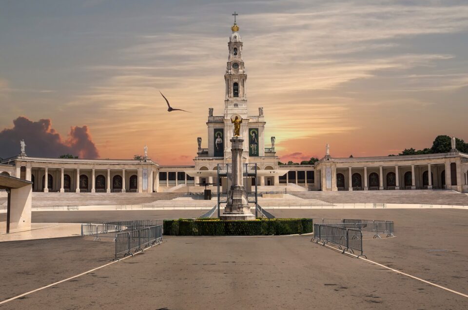 1-Day Itinerary in Fatima: Portugal’s Sacred Sanctuary
