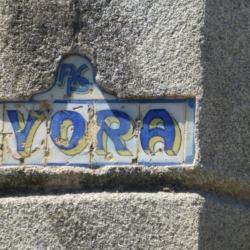 Top 5 Must-Visit Attractions in Évora
