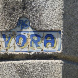 Top 5 Must-Visit Attractions in Évora